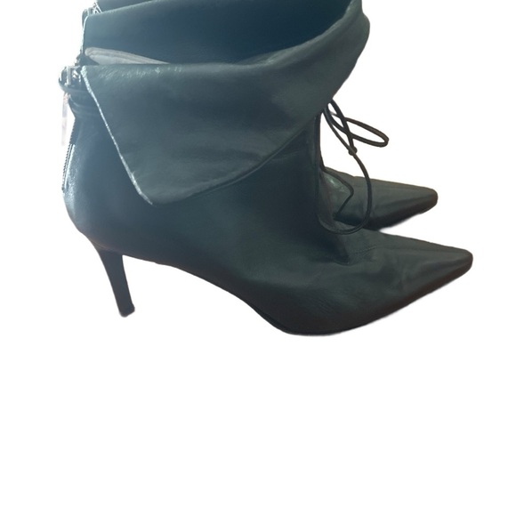MAUD FRIZON Vintage Leather Ankle Boots with Pointed Toe - Picture 5 of 6